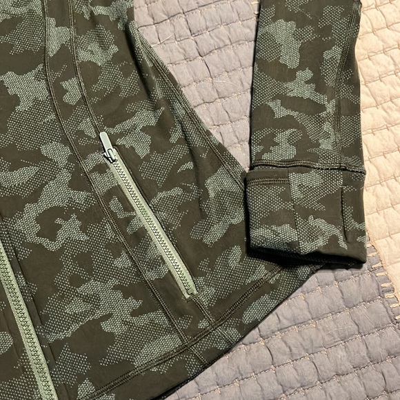 Lululemon Running Jacket - Picture 2 of 5